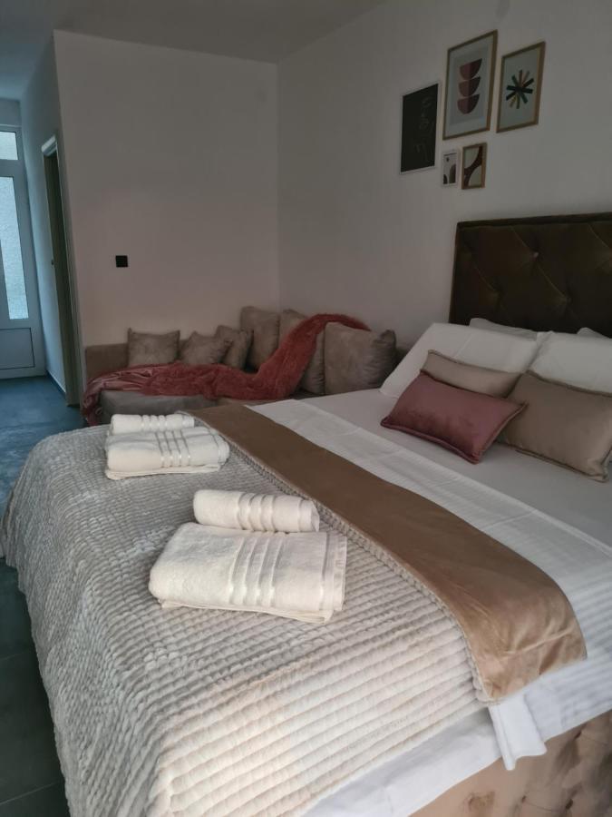 Apartman Rosemary Sveti Stefan Extérieur photo